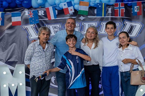 Familia Nazareth reunida en jornada institucional